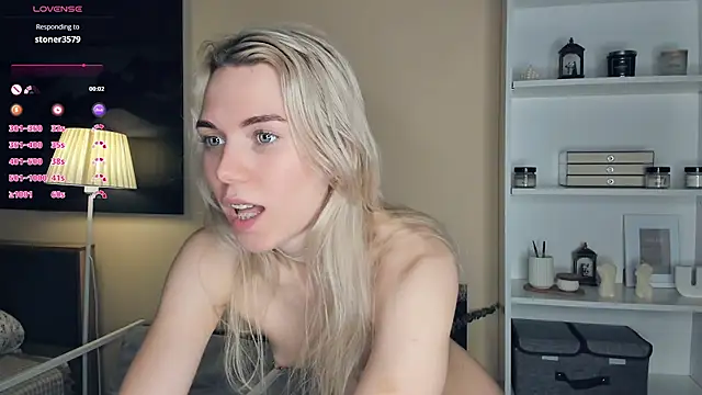 DianeHonnette's cam snapshot