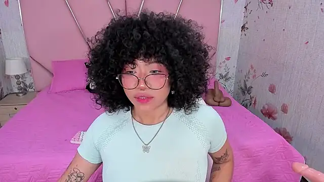 SafiroAgataaa's cam snapshot