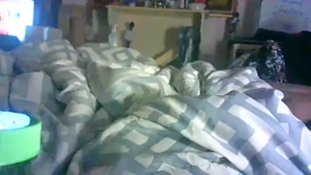 ON3YOULLN3VER_FIR3's cam snapshot