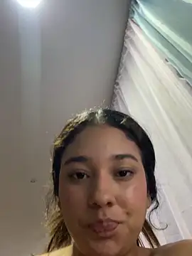 lana_rousse01's cam snapshot