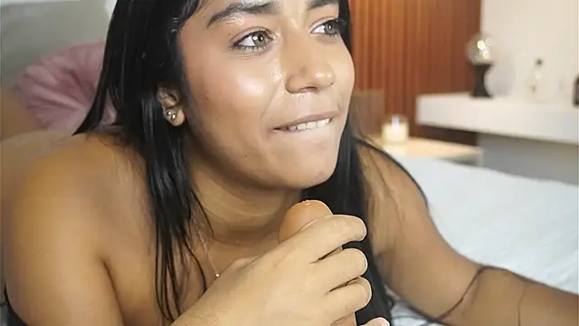 SaraJonesxx's cam snapshot