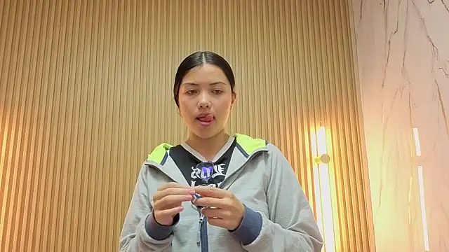 venus_velvet_tp's cam snapshot