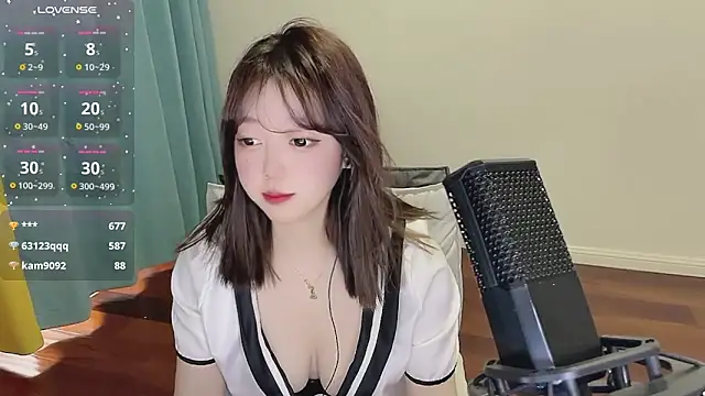 Lucky_Cici live sex cam