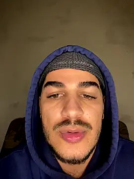 MorenoVelvet live sex cam