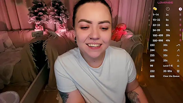 ashton_heidii's cam snapshot