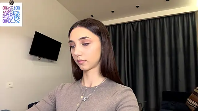 LinaMour's cam snapshot