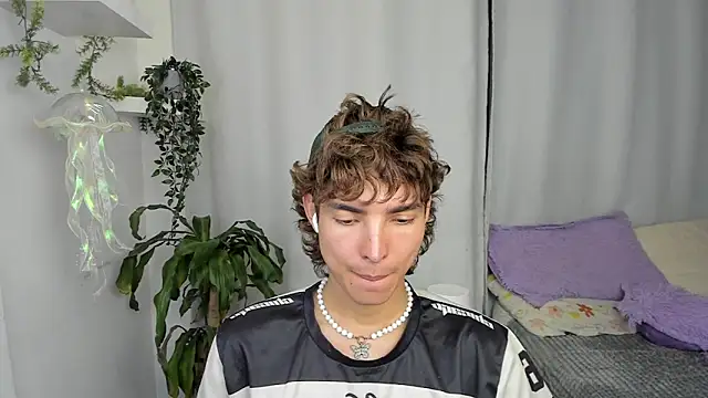 santy-kitty live sex cam