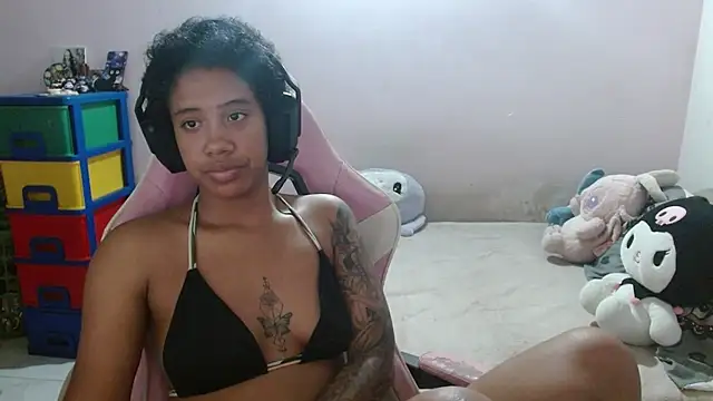 TiffanyRoouse live sex cam