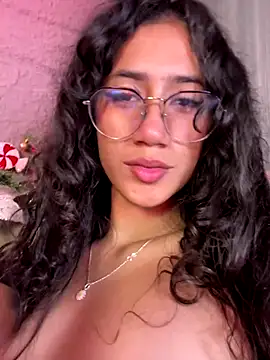 KaitlynLoveCam's cam snapshot