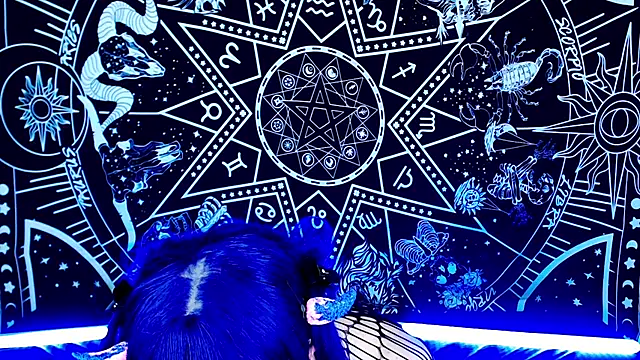 naomi_satan live sex cam