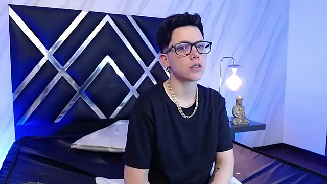 SpencerMontgomery live sex cam