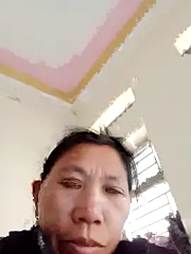 bella-la's cam snapshot