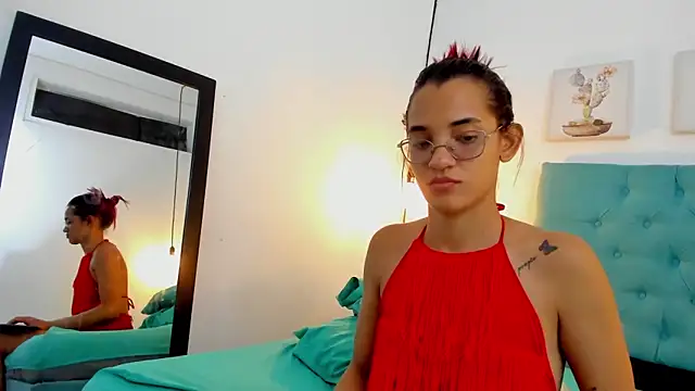 cris_dulce's cam snapshot