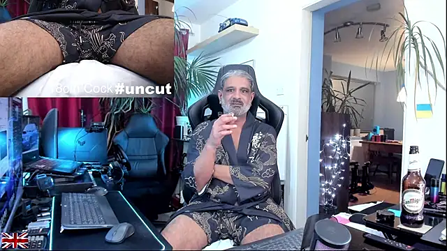 OnlineBossUK's cam snapshot