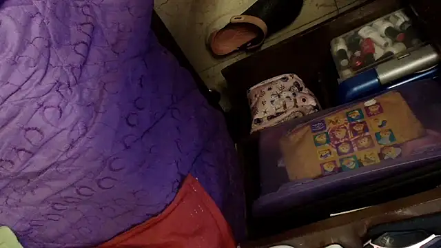 luisahot_9727's cam snapshot