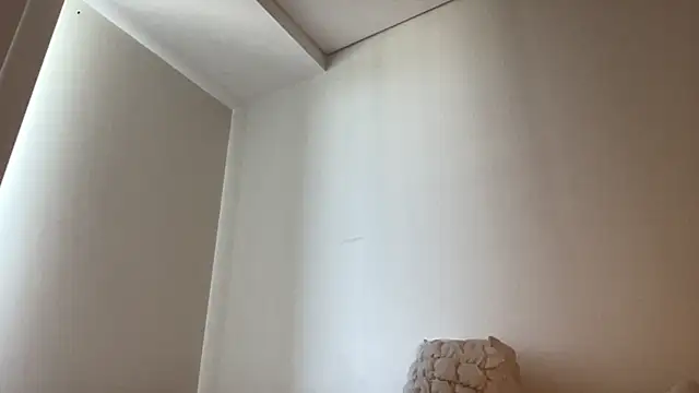 ava_bbyxo's cam snapshot