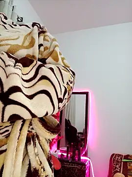 Isabellahot2's cam snapshot