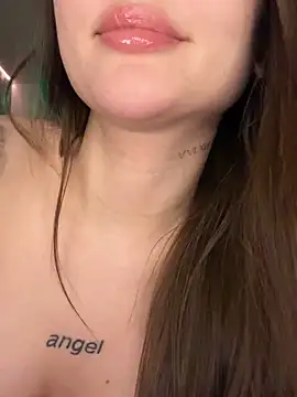 Alina_Vibe_Me's cam snapshot