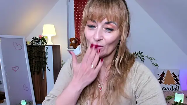 naughtymilane's cam snapshot