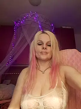 Angeldevilus live sex cam