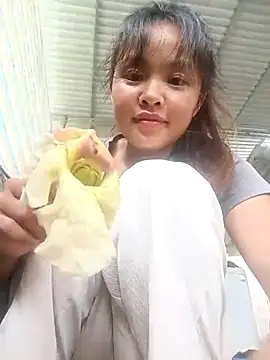 Pretty-haert's cam snapshot