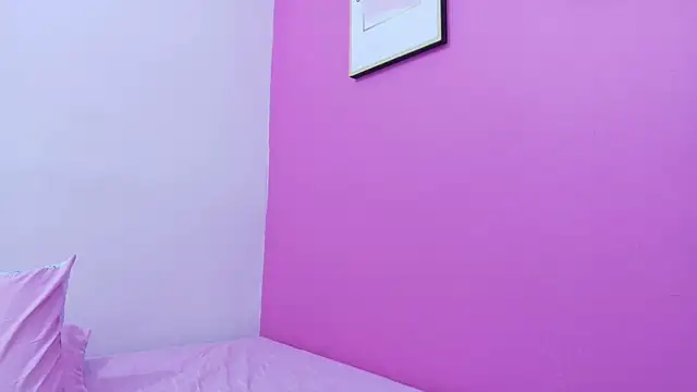 cutepetitee's cam snapshot