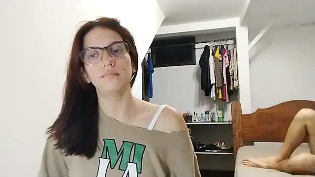 Luna-e-Franco1's cam snapshot