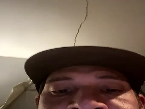 SmokingSloth live sex cam