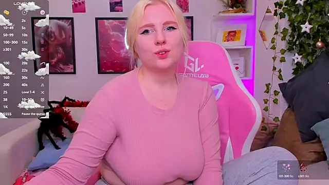 art_lovee's cam snapshot