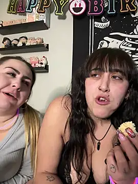 ThicBunz's cam snapshot