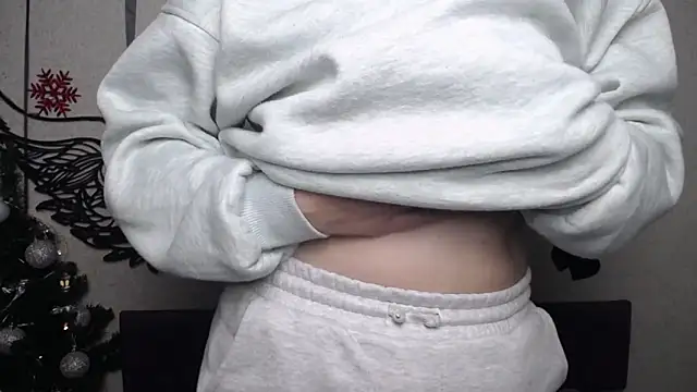 EmiliaGree's cam snapshot