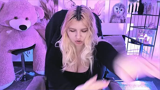 DiaAngell's cam snapshot