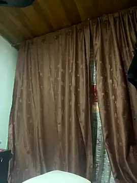 XBODTRIIPX's cam snapshot