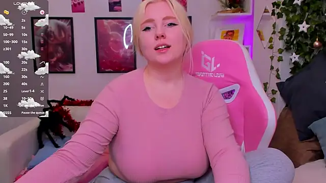 art_lovee's cam snapshot