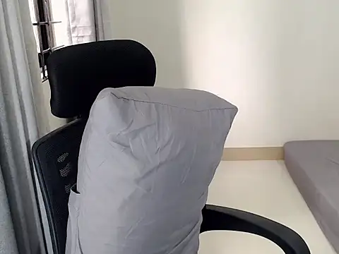 Chubbytransgirl21 live sex cam