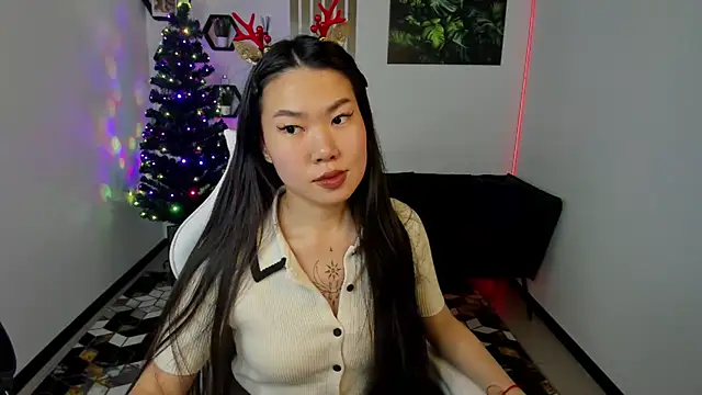 LunaPurrr's cam snapshot