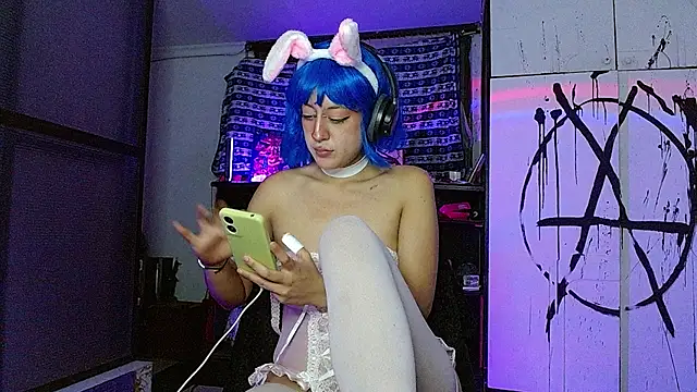 zora_blue777's cam snapshot