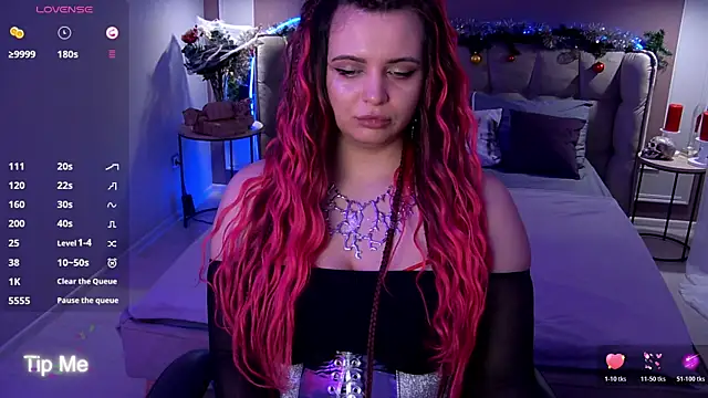 Miss_Maya_Mils's cam snapshot