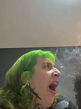 CrejinhaGotica's cam snapshot