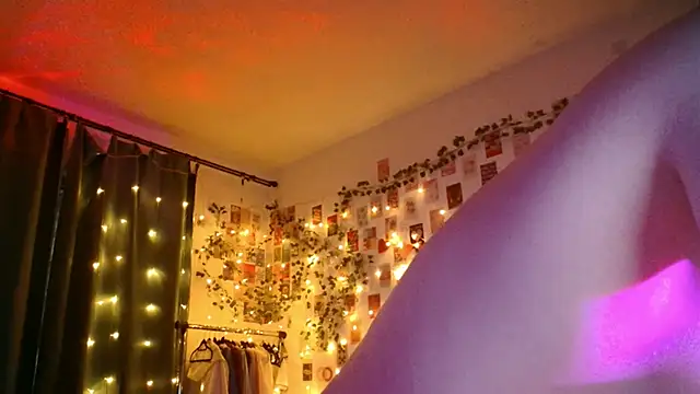 Ayla_Hicks's cam snapshot