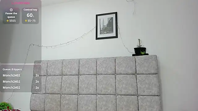 sofiia_smith_'s cam snapshot