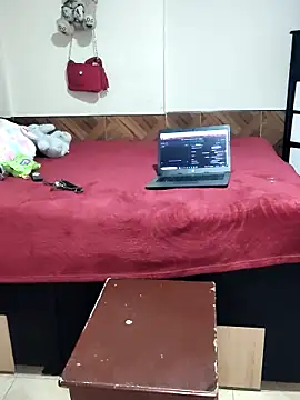 Laura_Daza1's cam snapshot