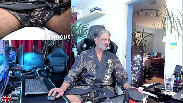 OnlineBossUK live sex cam