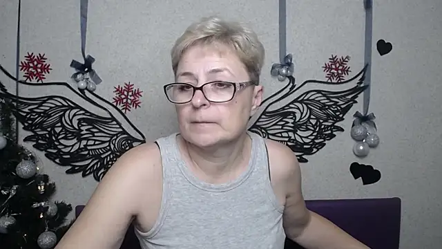 EmiliaGree's cam snapshot