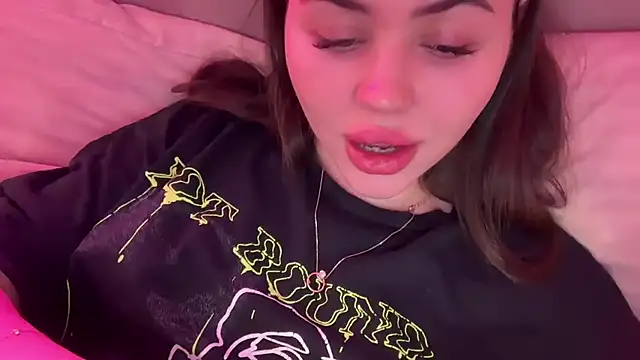 AlmaryKim live sex cam