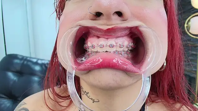 miss___abigail's cam snapshot