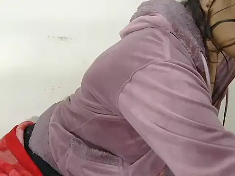 Alina_Lux's cam snapshot