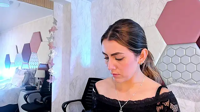 AriaRous's cam snapshot