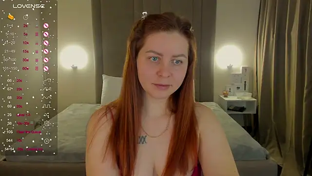 MikaBloom's cam snapshot