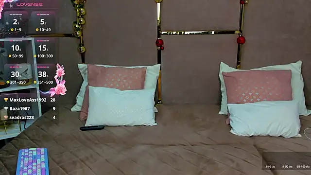 AdeleWeber's cam snapshot